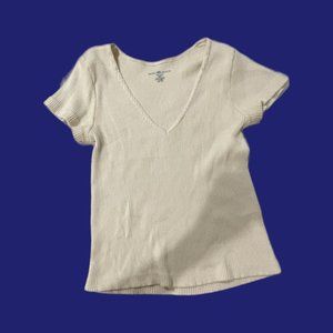 ribbed v-neck